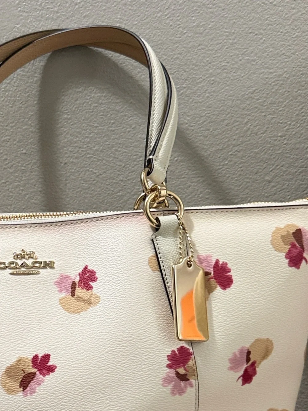 Coach Flora Ava Tote; NWT - Picture 4 of 12